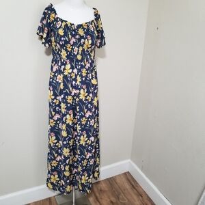 Maxi Dress  Women's Size  M